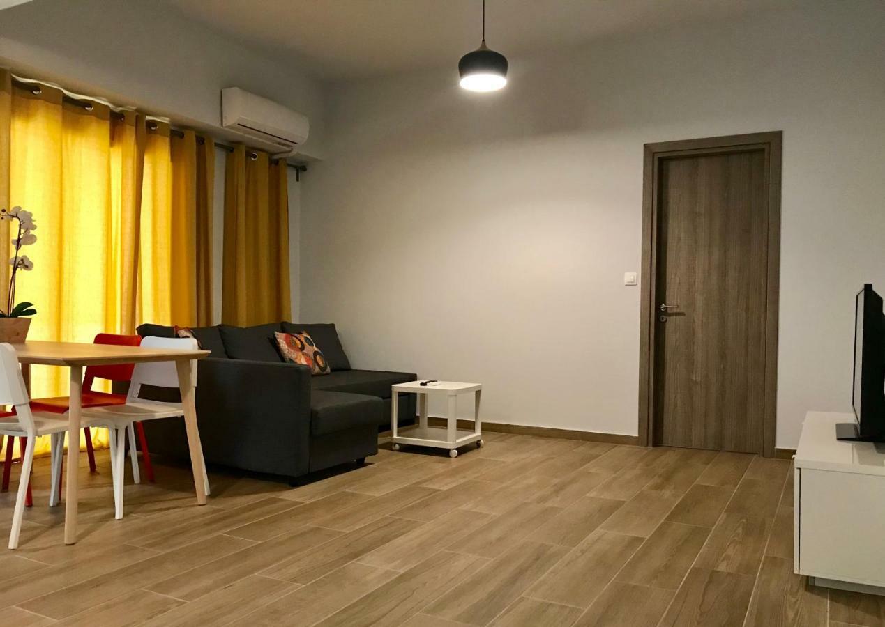Meetu Hotel Атина Екстериор снимка